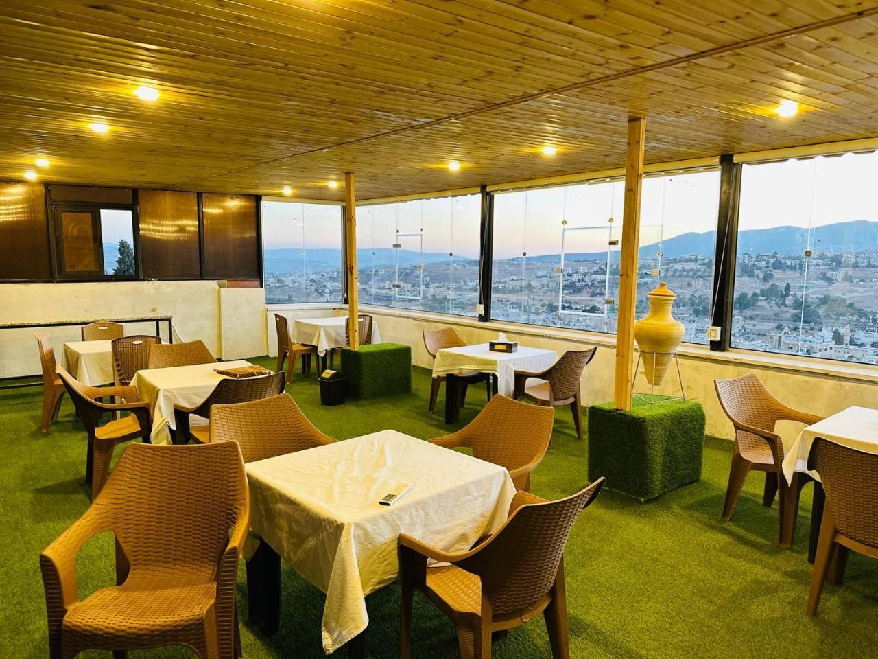ג'אראש Dream House Hotel Jerash מראה חיצוני תמונה
