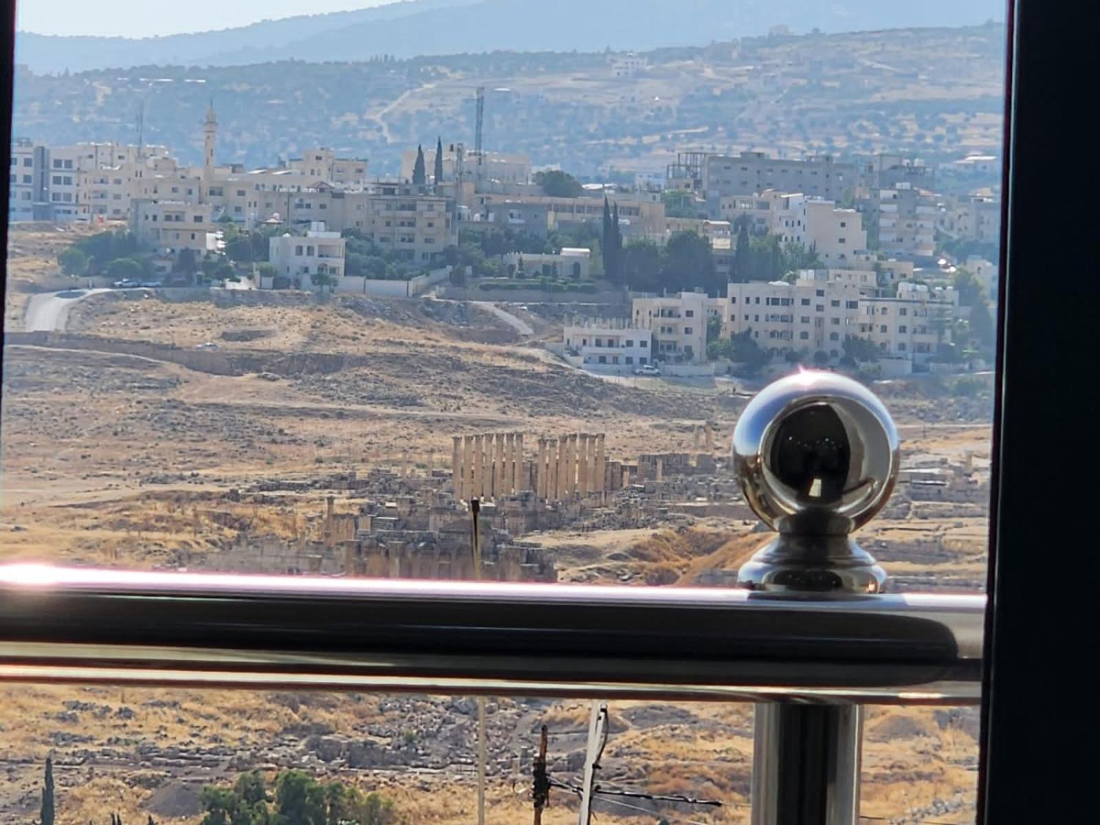 ג'אראש Dream House Hotel Jerash מראה חיצוני תמונה